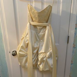 Yellow cocktail dress